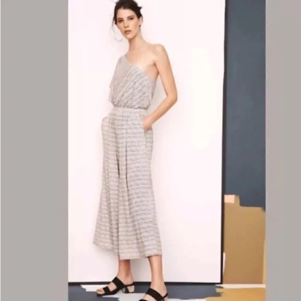 Anthropologie Maeve White & Black JAMIE One Shoulder Wide Leg Jumpsuit | MP
